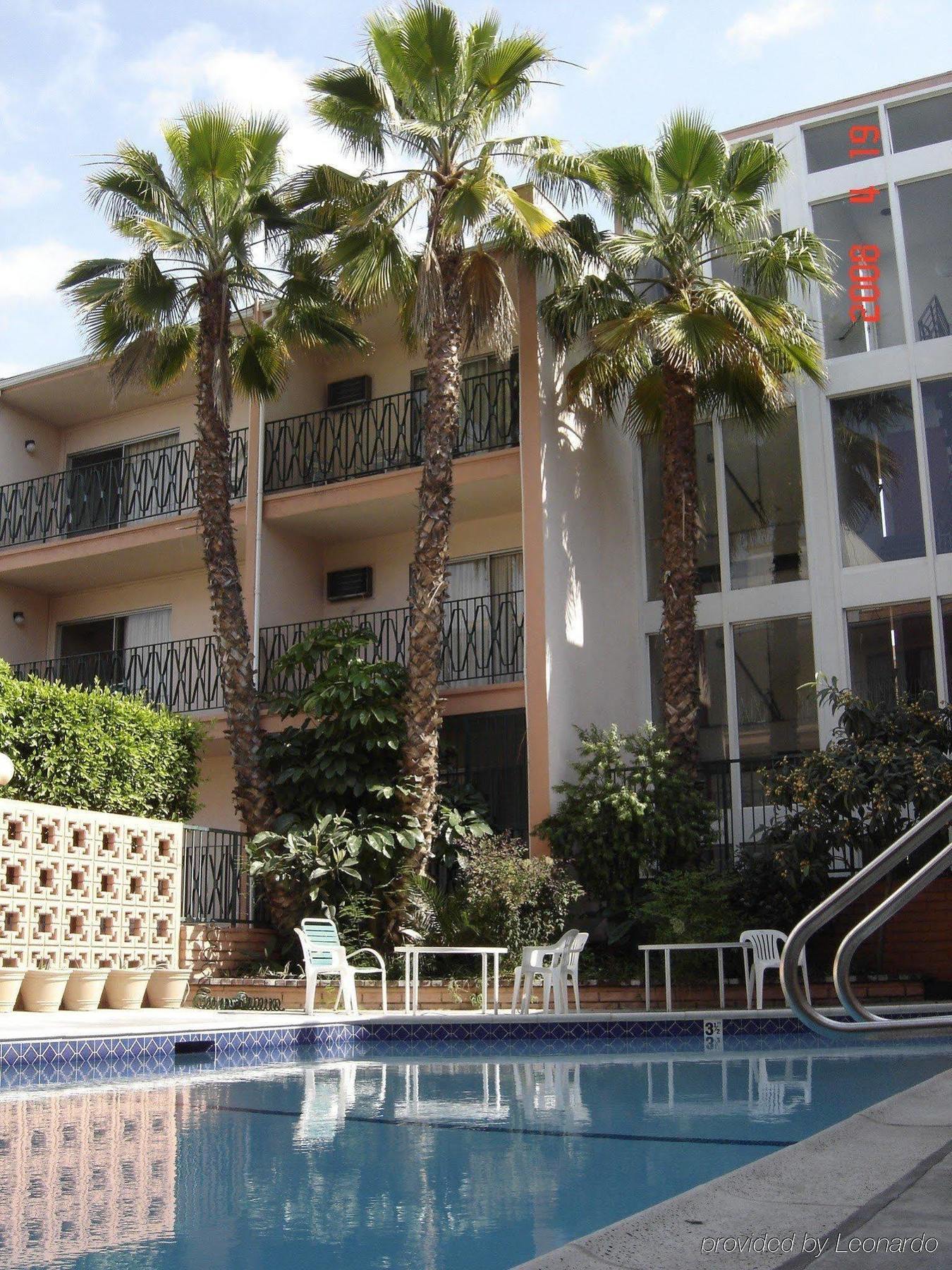 Hotel Royal Century At Lax 2*
